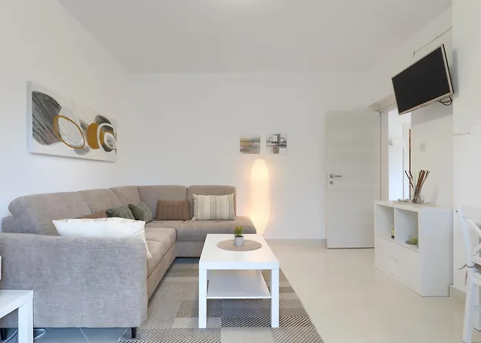 House Anka